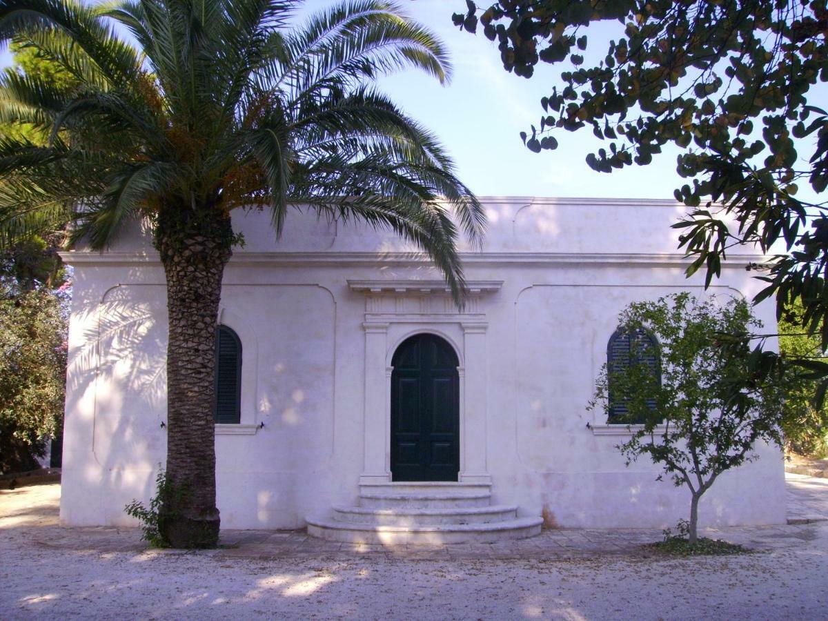Villa Miccoli Apartments Ceglie Messapica Exterior foto